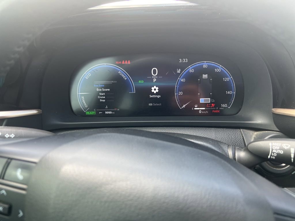 Used 2023 Toyota Crown Limited image 19