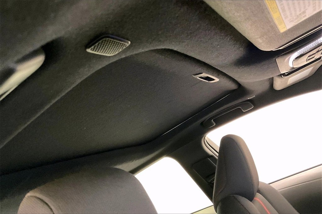 Used 2023 Toyota Corolla SE w/ SE Premium Package image 22