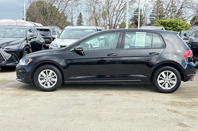 Used 2016 Volkswagen Golf S image 6