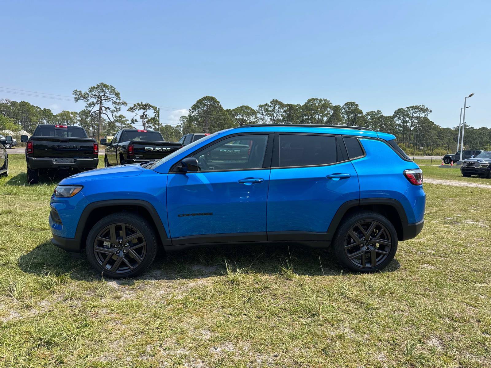 New 2026 Jeep Compass Latitude AWD/4WD image 6