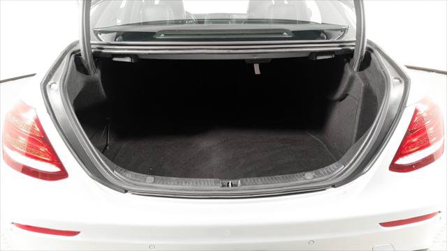 Used 2017 Mercedes-Benz E 300 4MATIC image 19