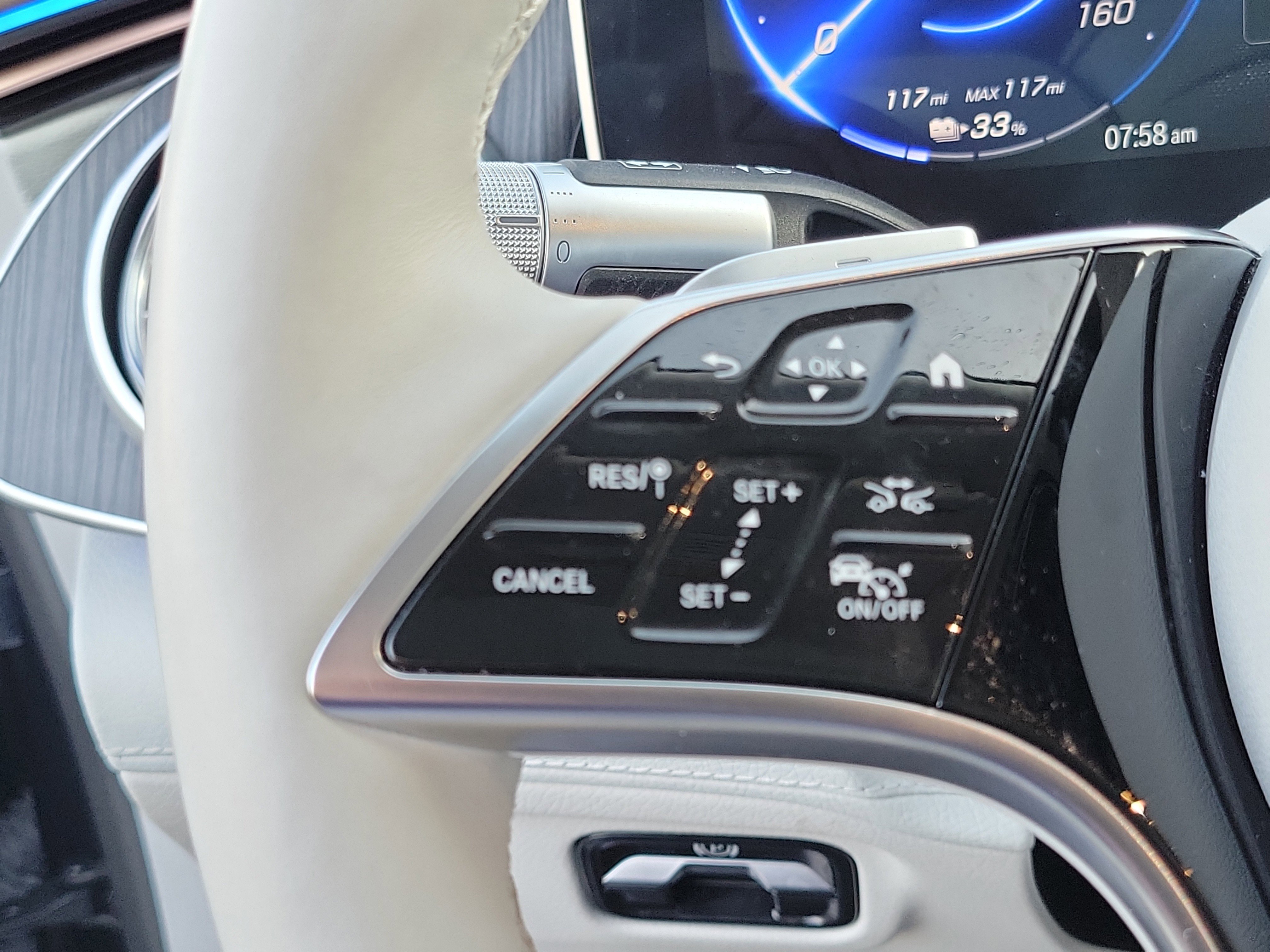 Used 2023 Mercedes-Benz EQS 450+ Sedan image 7