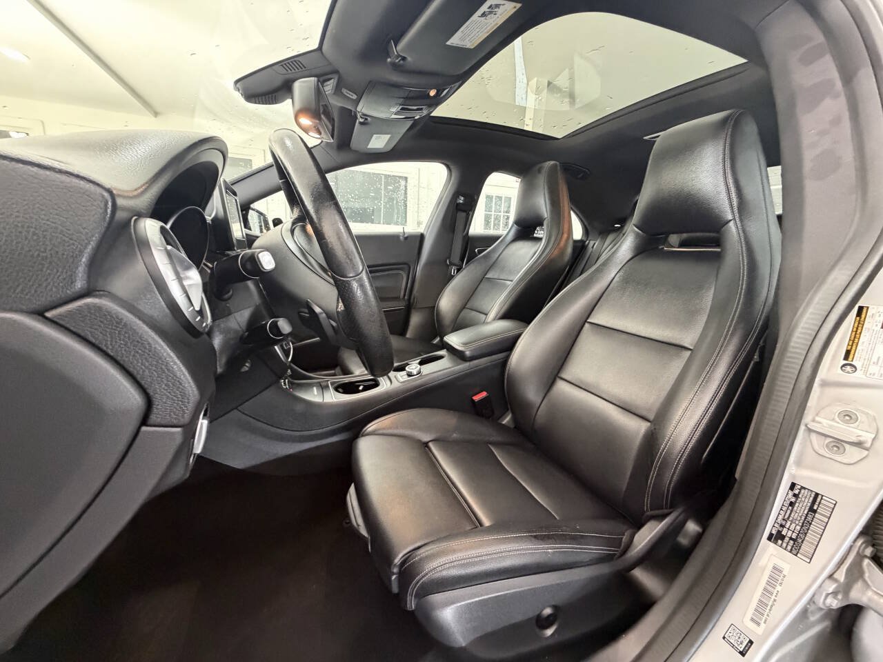 Used 2016 Mercedes-Benz CLA 250 4MATIC image 26