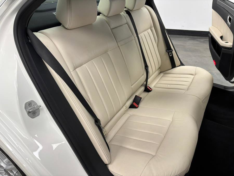 Used 2014 Mercedes-Benz E 350 4MATIC Sedan w/ Premium 1 Package image 37