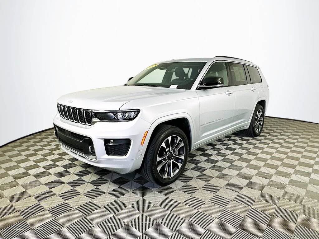 Certified 2025 Jeep Grand Cherokee L Overland w/ Rear Seat Video Group I AWD/4WD image 6