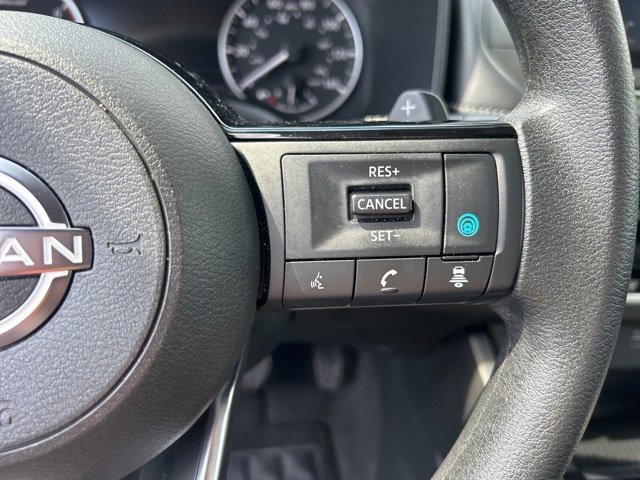 Used 2023 Nissan Rogue SV image 20