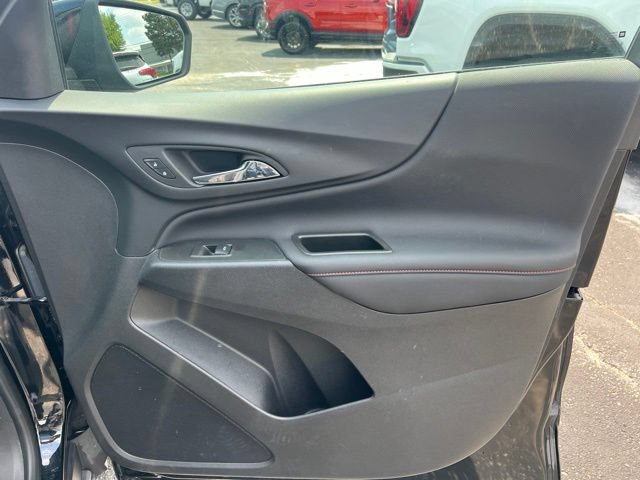Used 2024 Chevrolet Equinox RS FWD image 10