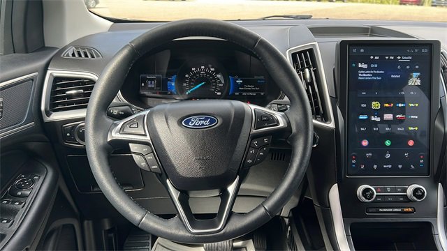 Used 2024 Ford Edge SEL w/ Convenience Package image 14