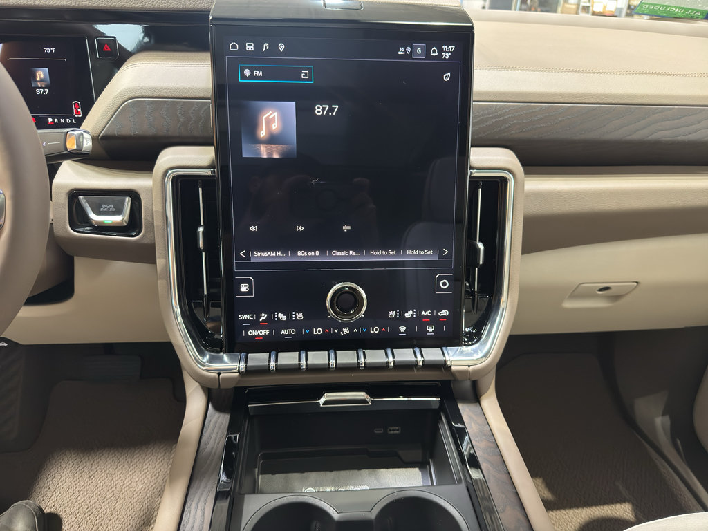 New 2026 GMC Yukon XL Denali w/ Denali Reserve Package AWD/4WD image 33
