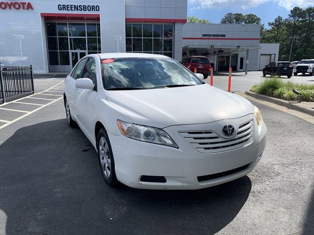 Used 2009 Toyota Camry LE FWD image 2