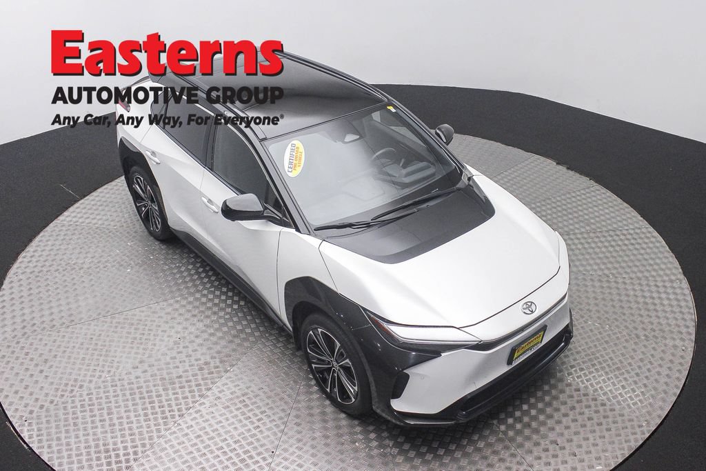 Used 2023 Toyota bZ4X AWD w/ Weather Package image 5