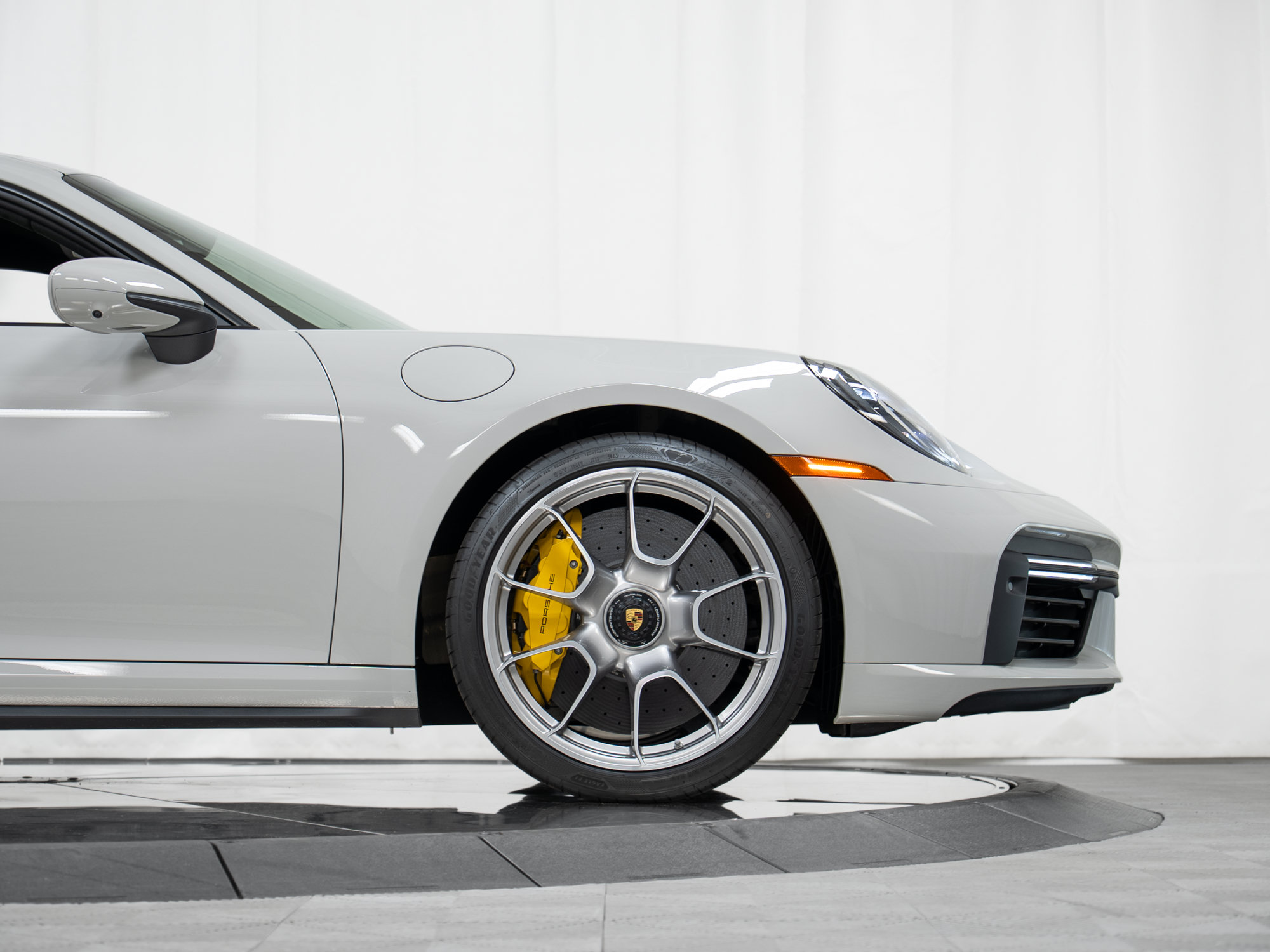 Certified 2025 Porsche 911 Turbo S AWD/4WD image 11