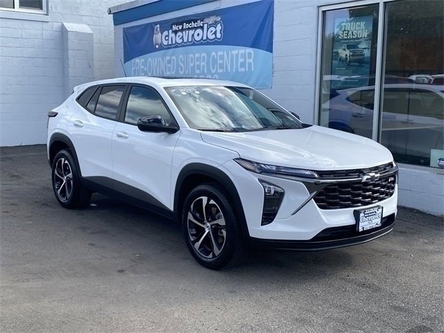 Used 2025 Chevrolet Trax RS w/ Sunroof Package