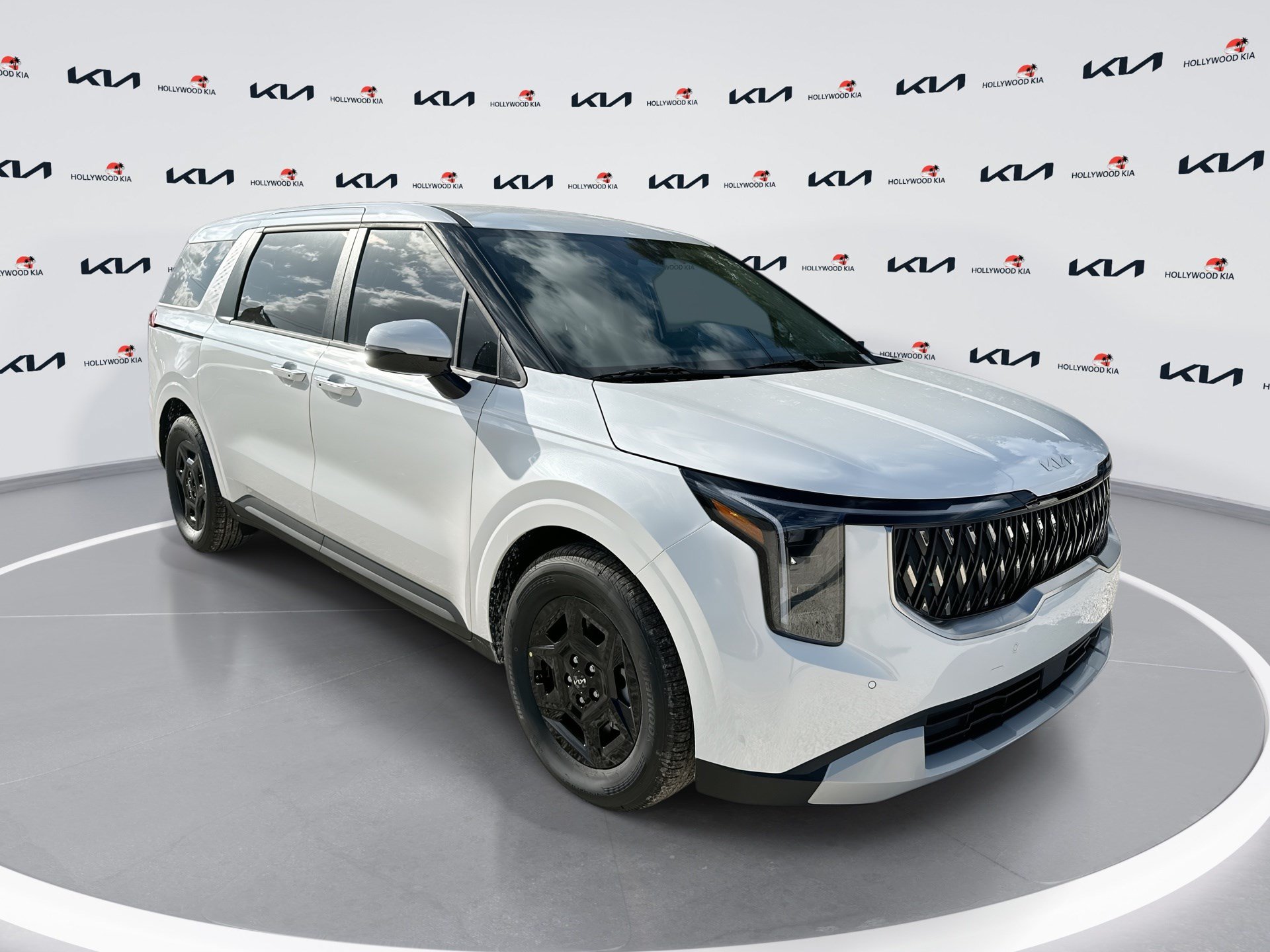 New 2026 Kia Carnival LX