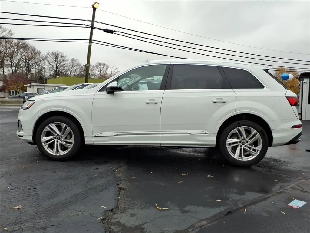 Used 2023 Audi Q7 3.0T Premium Plus image 6