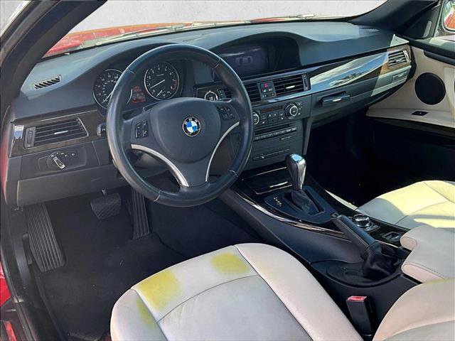 Used 2013 BMW 328i Convertible image 14