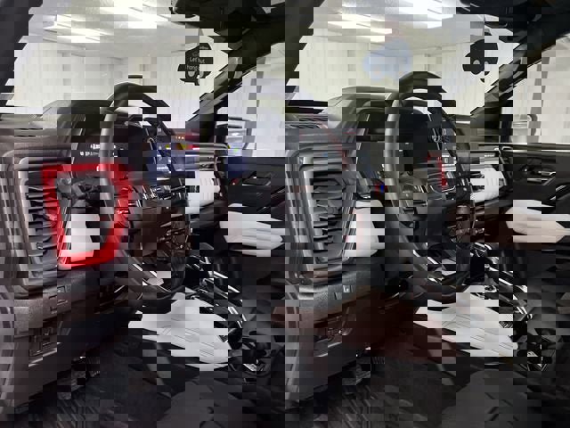 Certified 2024 GMC Canyon AT4X image 10