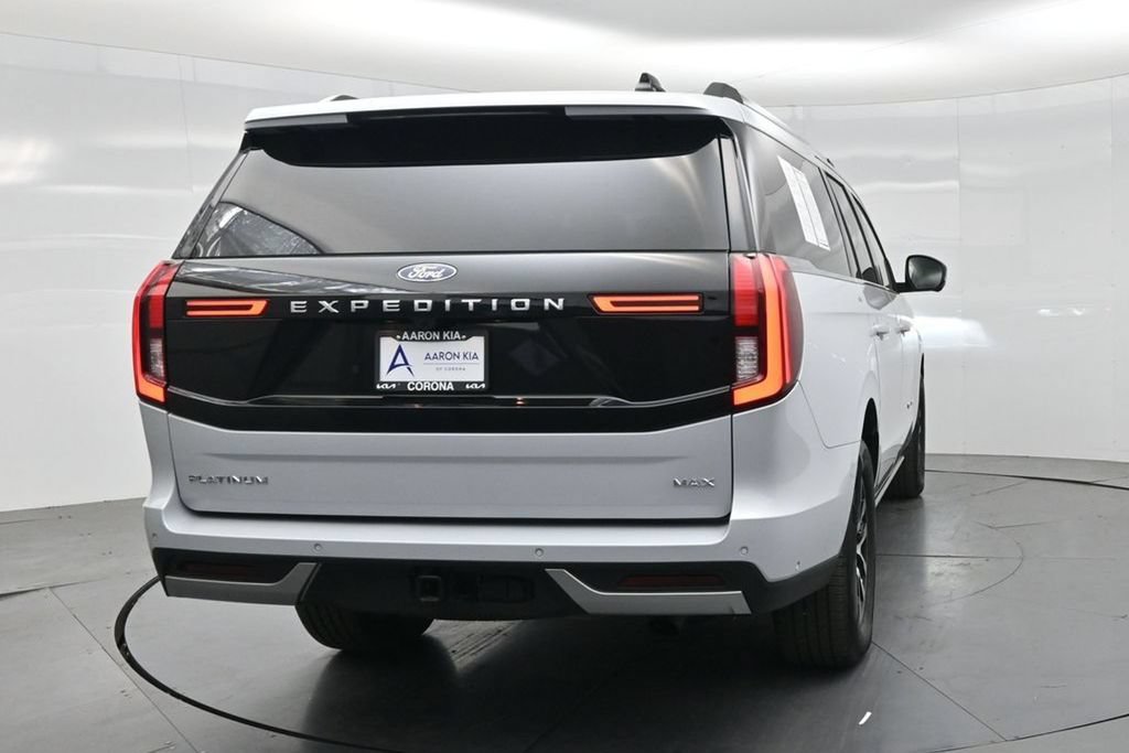 Used 2025 Ford Expedition Max Platinum AWD/4WD image 34