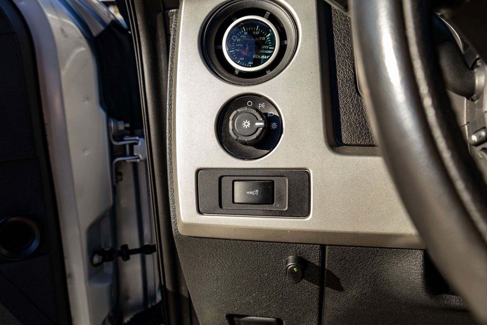 Used 2013 Ford F150 Raptor w/ Luxury Equipment Group image 21