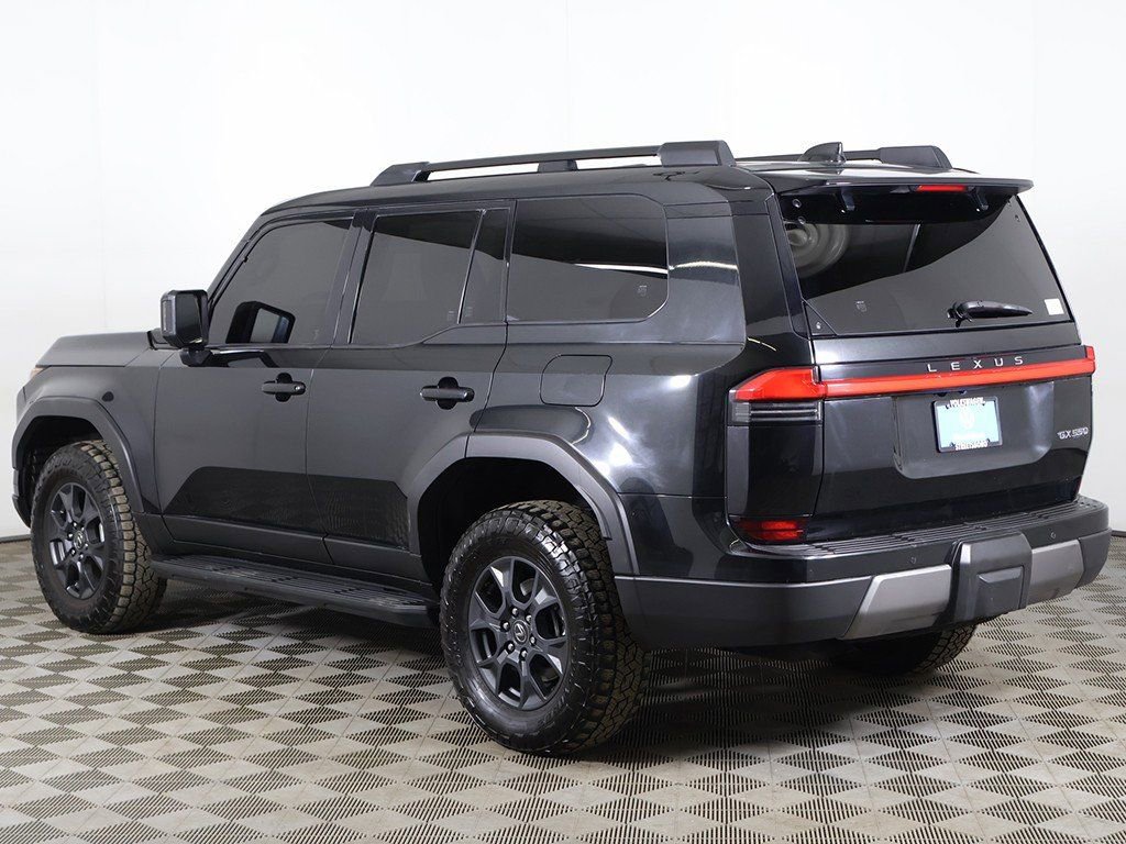 Used 2024 Lexus GX 550 image 13