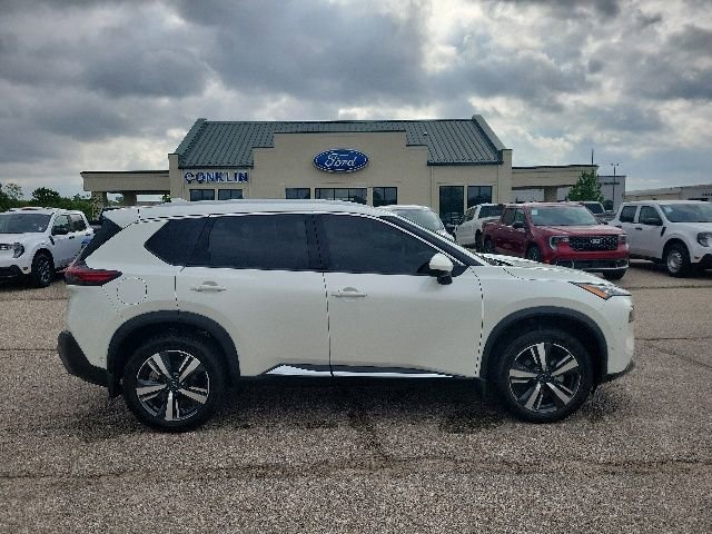 Used 2022 Nissan Rogue SL w/ SL Premium Package FWD image 22