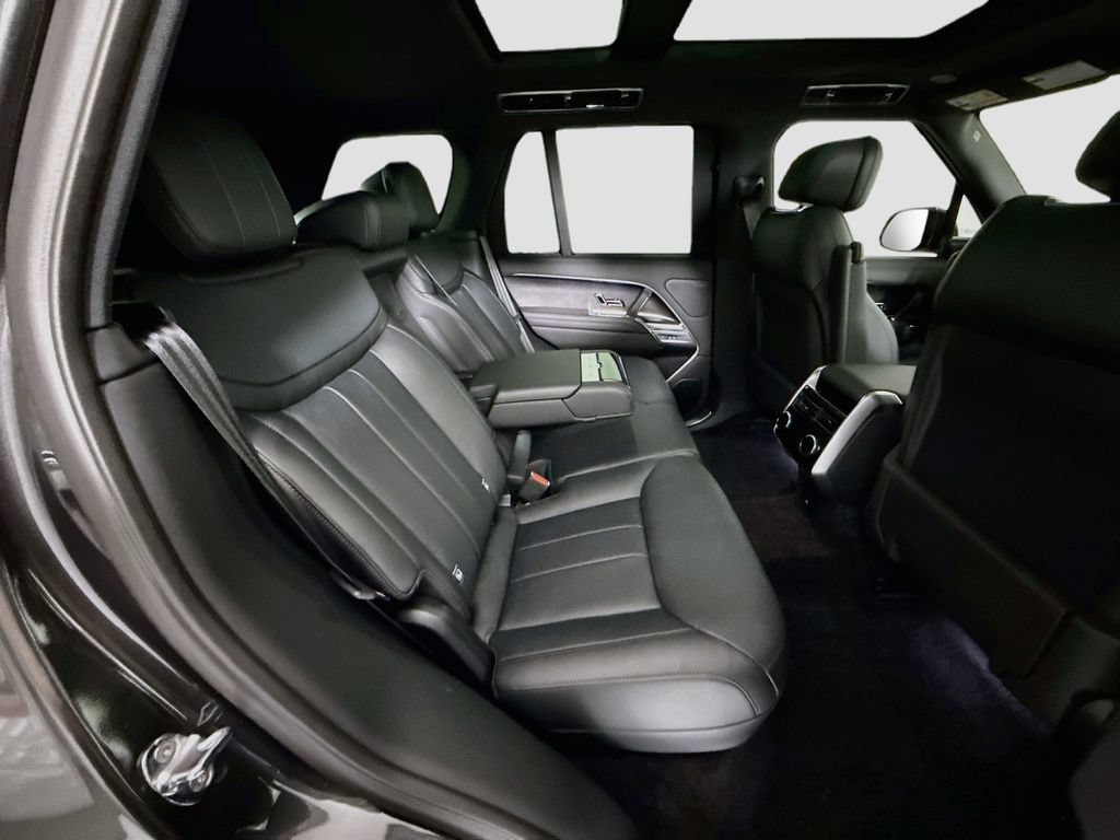 New 2026 Land Rover Range Rover SE AWD/4WD image 22