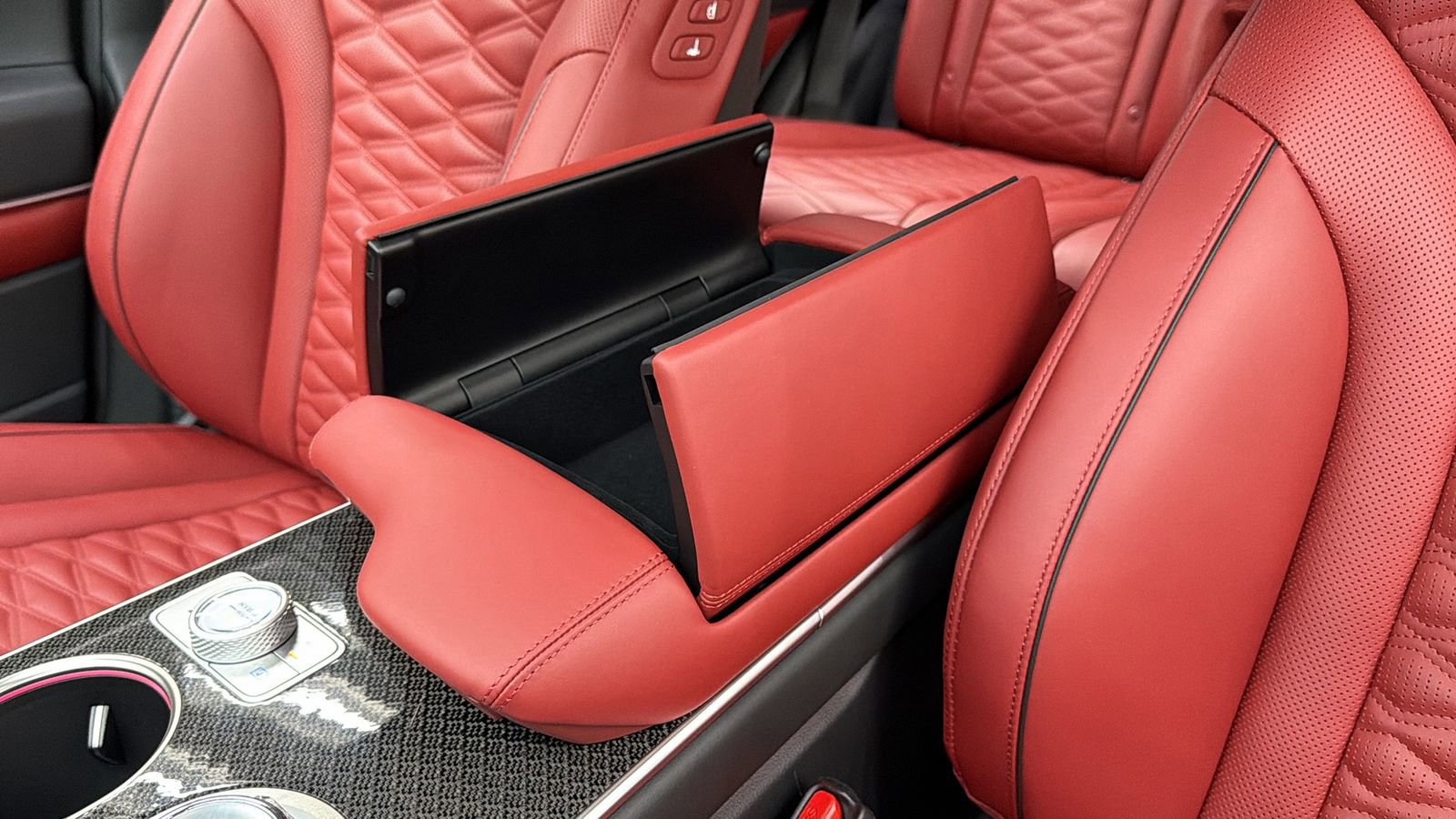 Used 2026 Genesis GV80 3.5T e-SC image 32