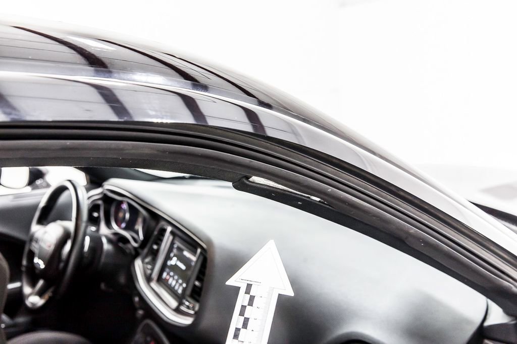 Used 2022 Dodge Challenger GT image 40