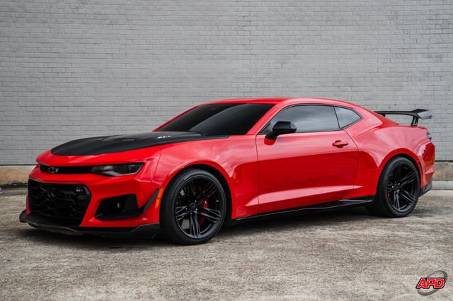 Used 2020 Chevrolet Camaro ZL1 RWD image 55