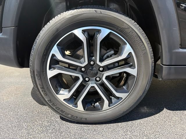 Certified 2022 Jeep Compass Limited AWD/4WD image 7