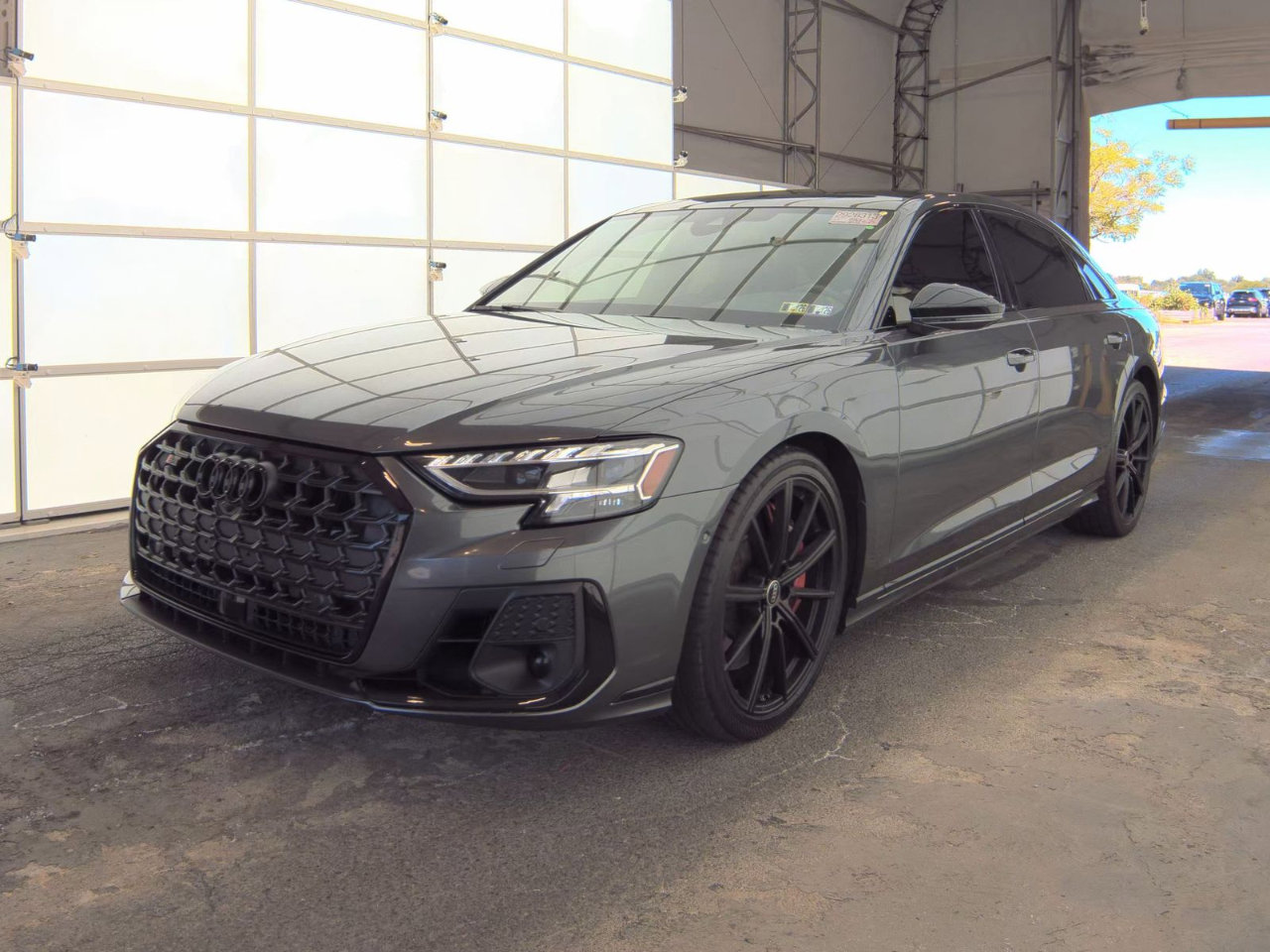 Used 2022 Audi S8 w/ S8 Executive Package image 5