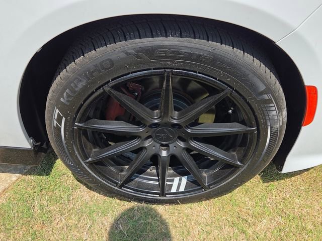 Used 2020 Dodge Charger R/T w/ Blacktop Package RWD image 16