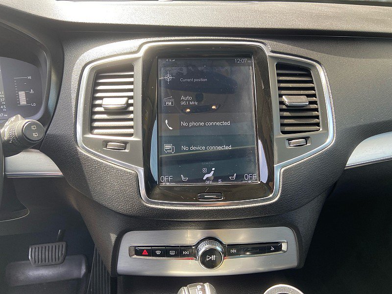Used 2018 Volvo XC90 T5 Momentum w/ Convenience Package AWD/4WD image 18