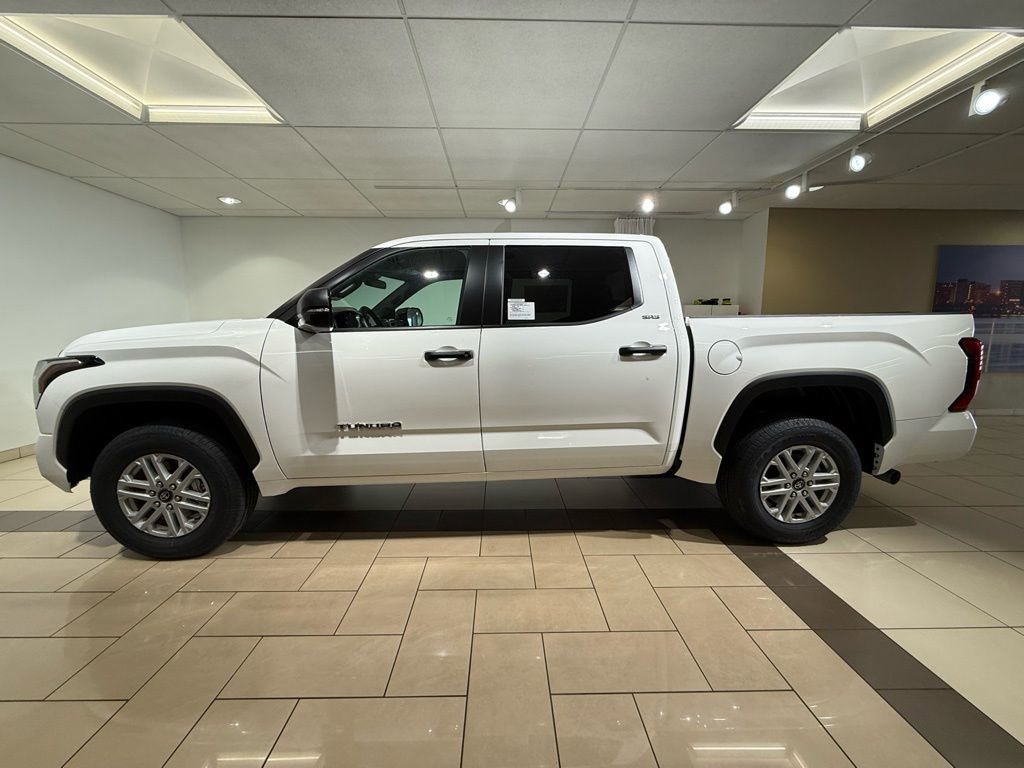 New 2026 Toyota Tundra SR5 image 2