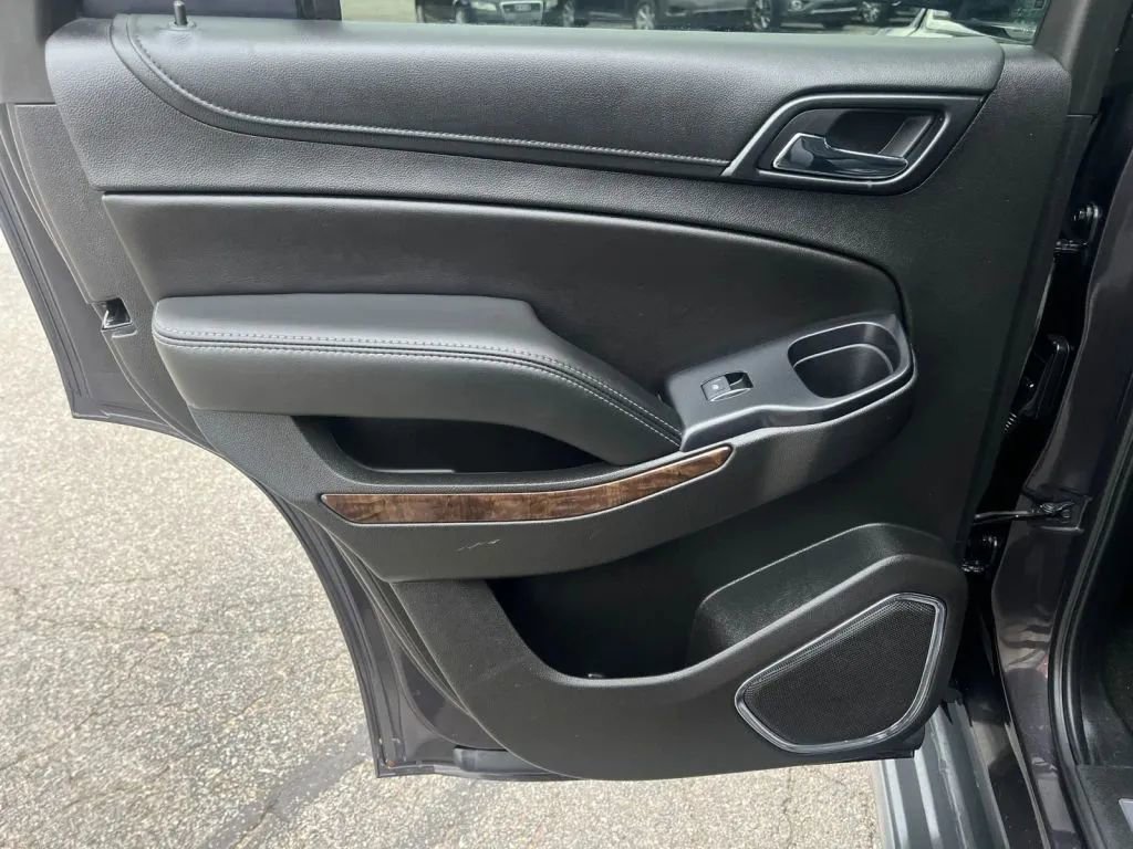Used 2018 Chevrolet Tahoe LT image 24