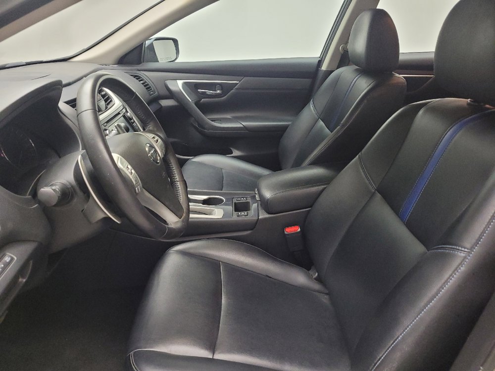 Used 2018 Nissan Altima 2.5 SR w/ SR Midnight Edition FWD image 17