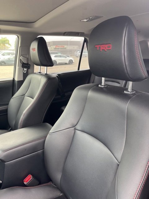 Used 2024 Toyota 4Runner TRD Off-Road Premium image 11