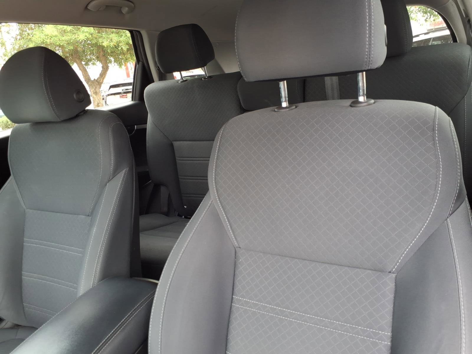 Used 2018 Kia Sorento LX image 13