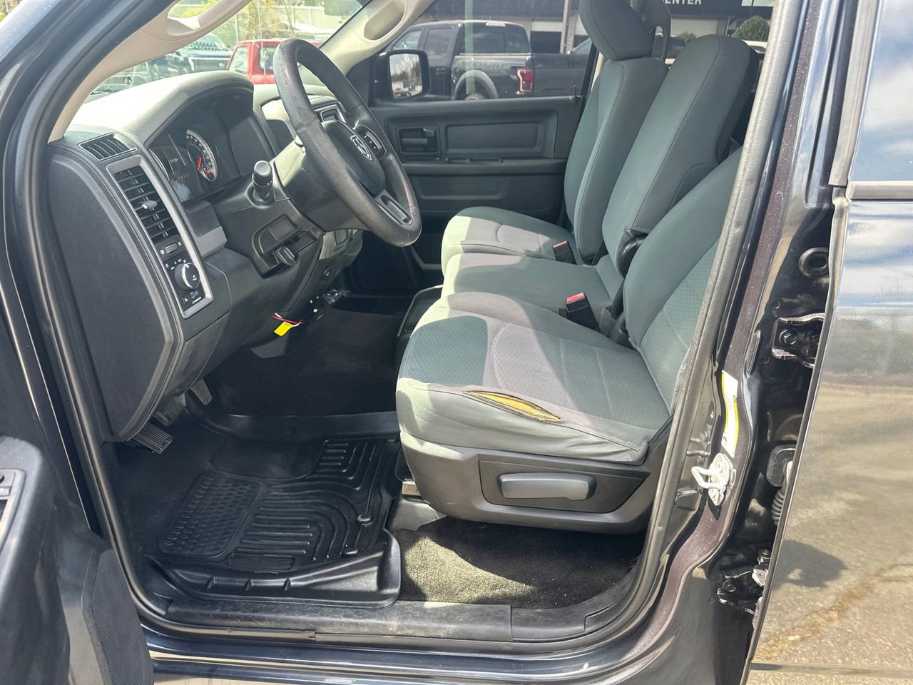 Used 2018 RAM 1500 Express w/ Express Value Package image 23