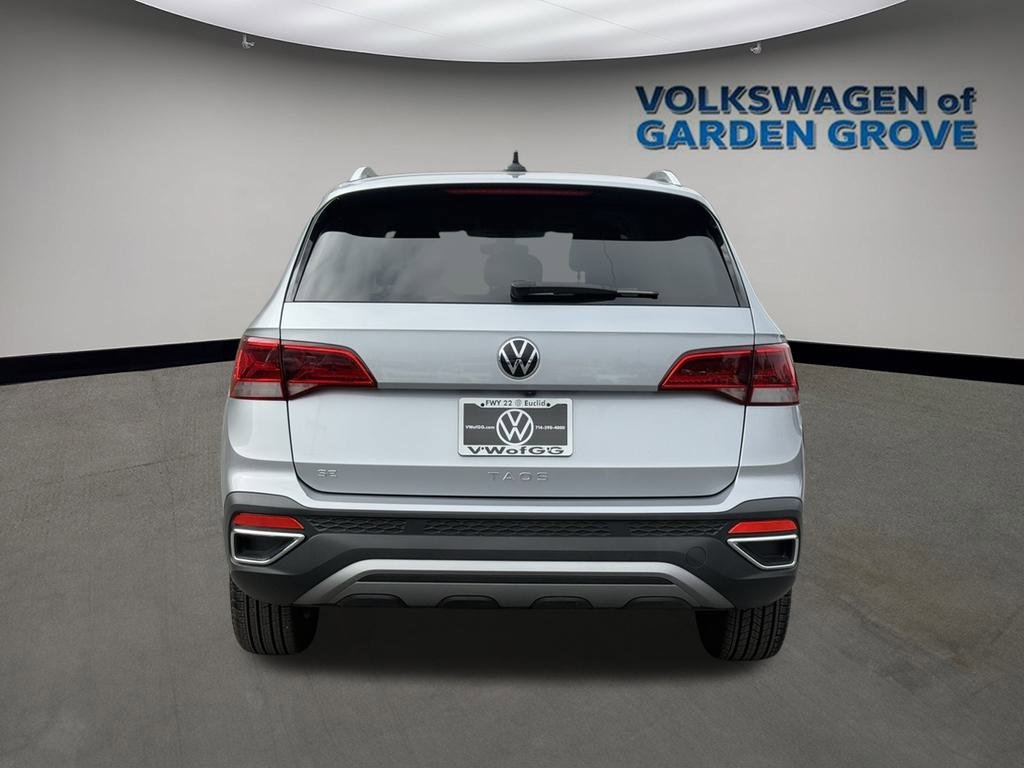 Used 2024 Volkswagen Taos SE image 6
