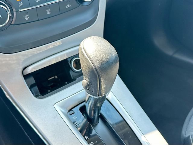 Used 2015 Nissan Sentra SV image 16