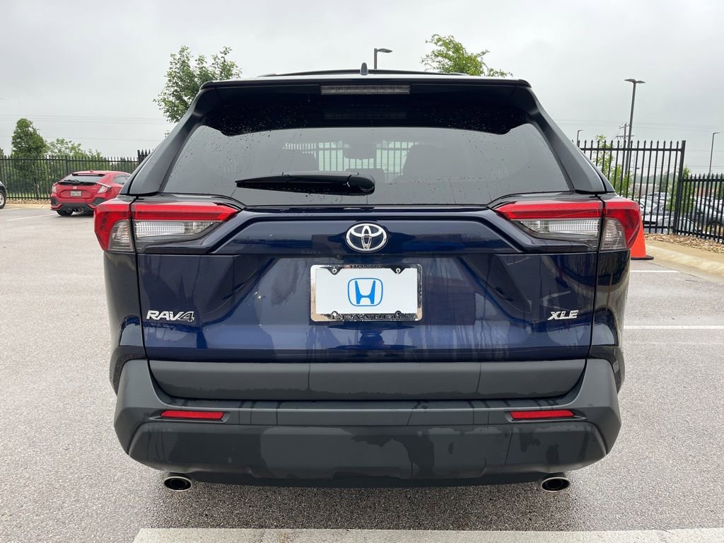 Used 2024 Toyota RAV4 XLE Premium FWD image 5
