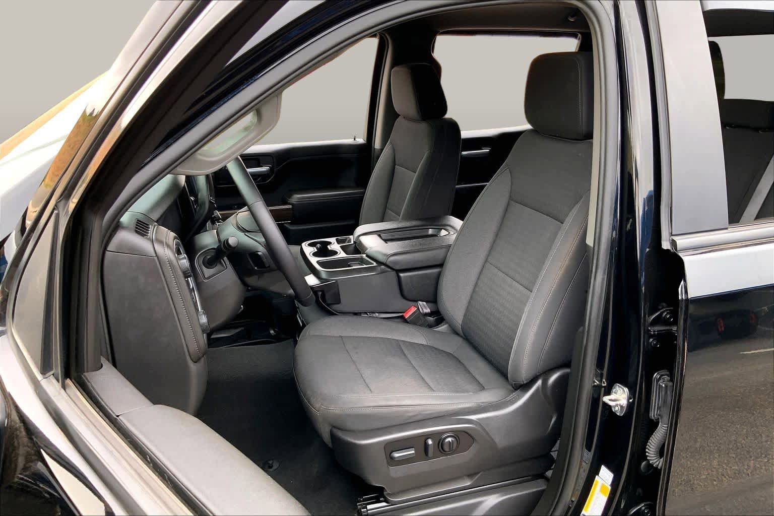 Used 2022 Chevrolet Silverado 1500 LT RWD image 7