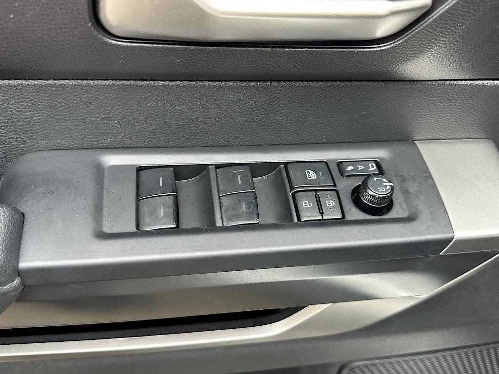 Certified 2025 Toyota Sequoia SR5 AWD/4WD image 18