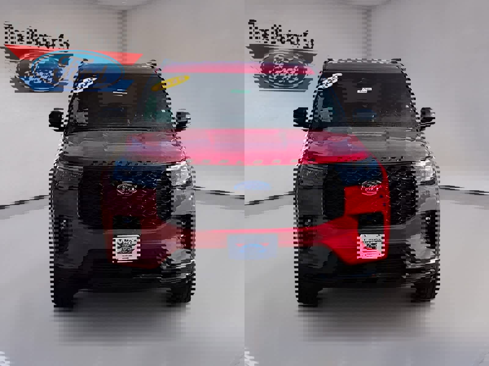 Used 2025 Ford Explorer ST-Line image 2