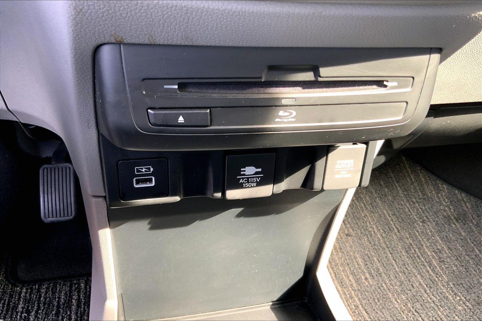 Used 2023 Honda Odyssey Touring image 38