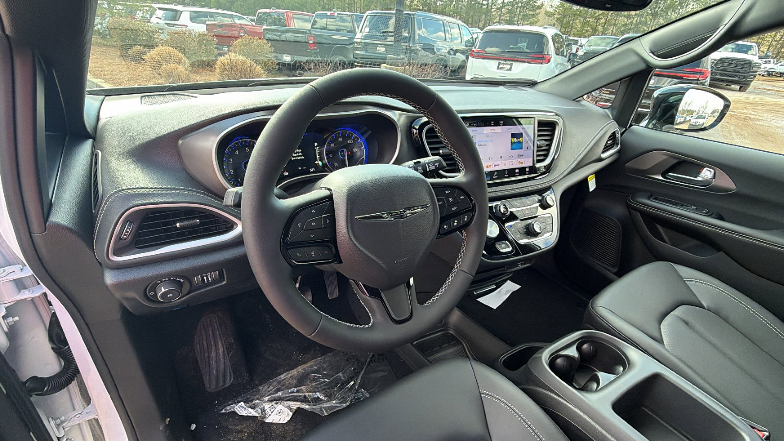 New 2026 Chrysler Pacifica Select image 21