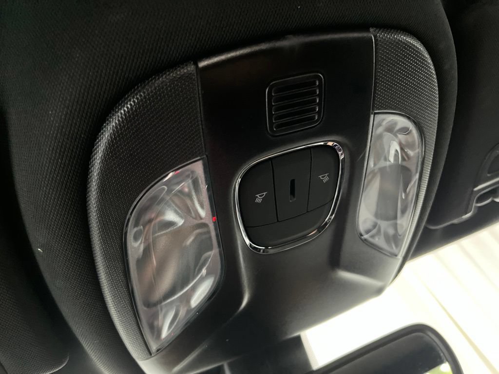 Used 2023 Jeep Compass Limited AWD/4WD image 17