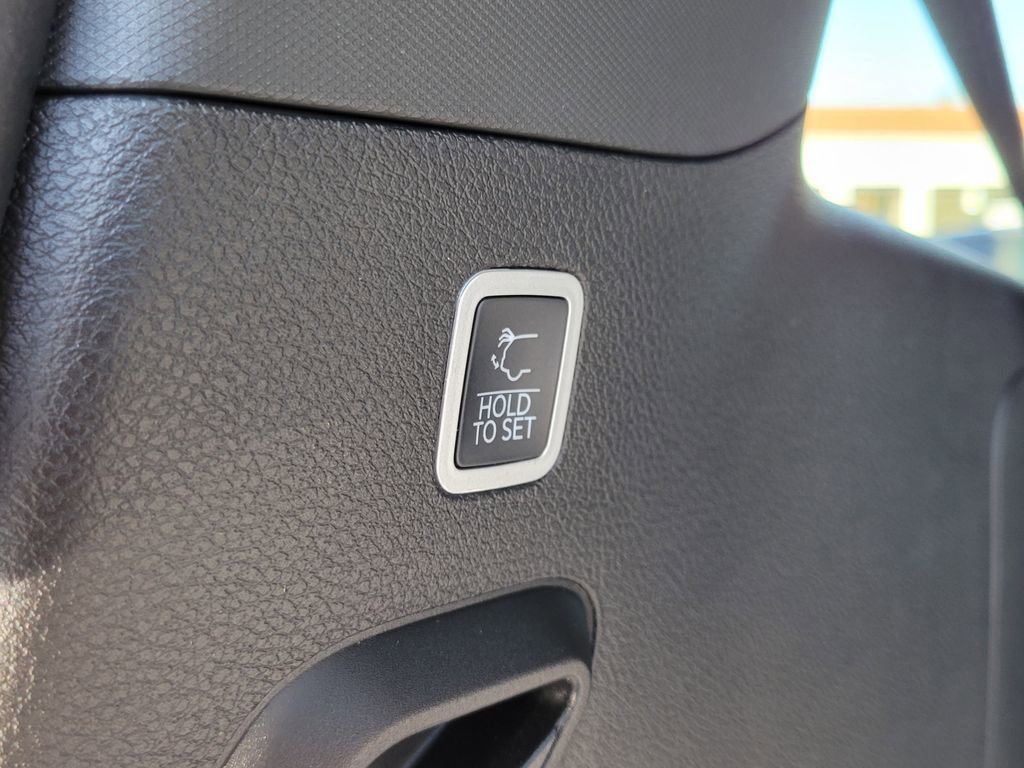 Used 2025 Jeep Wagoneer Series II image 23