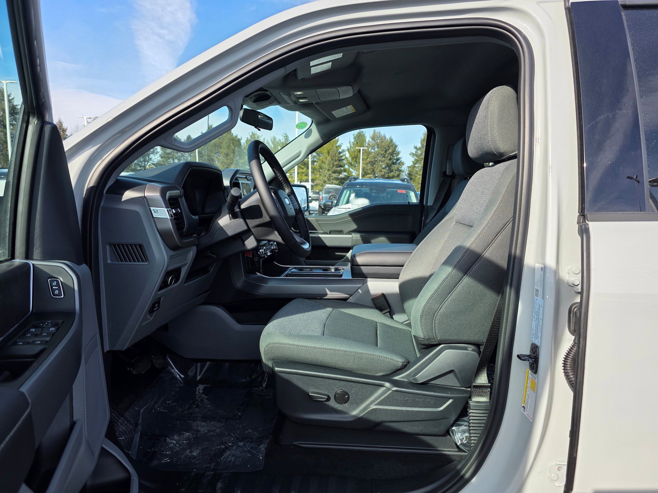 New 2026 Ford F150 XLT w/ XLT Chrome Appearance Package image 21